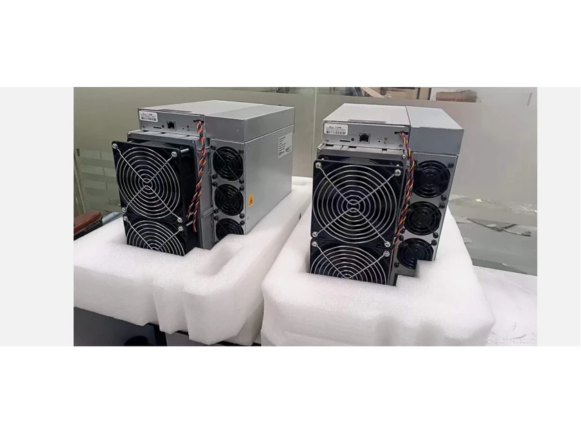Pigiausi Bitmain Z15 kriptovaliutų kasėjai
