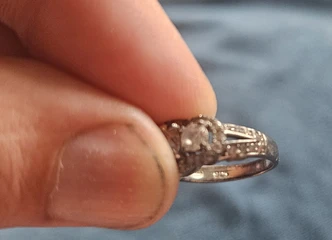 Sidabrinis žiedas su brangakmenukais, 8g.||Praba 925 sidabro žiedas, dydis 15.5-16mm.